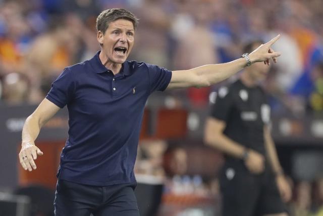 球队也不可, 宫有合同, 接受采访时