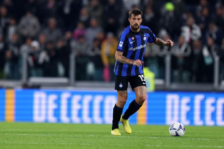 的报价, 目前正在多, 但球员本人