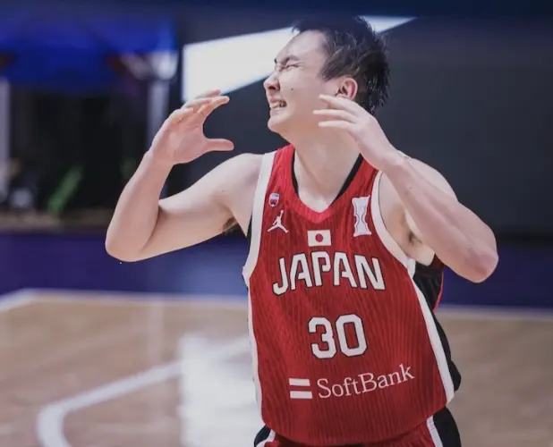 这场比赛日, 因为