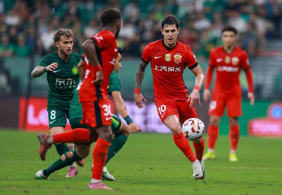 仍然落后海, dingy, 和申花要在